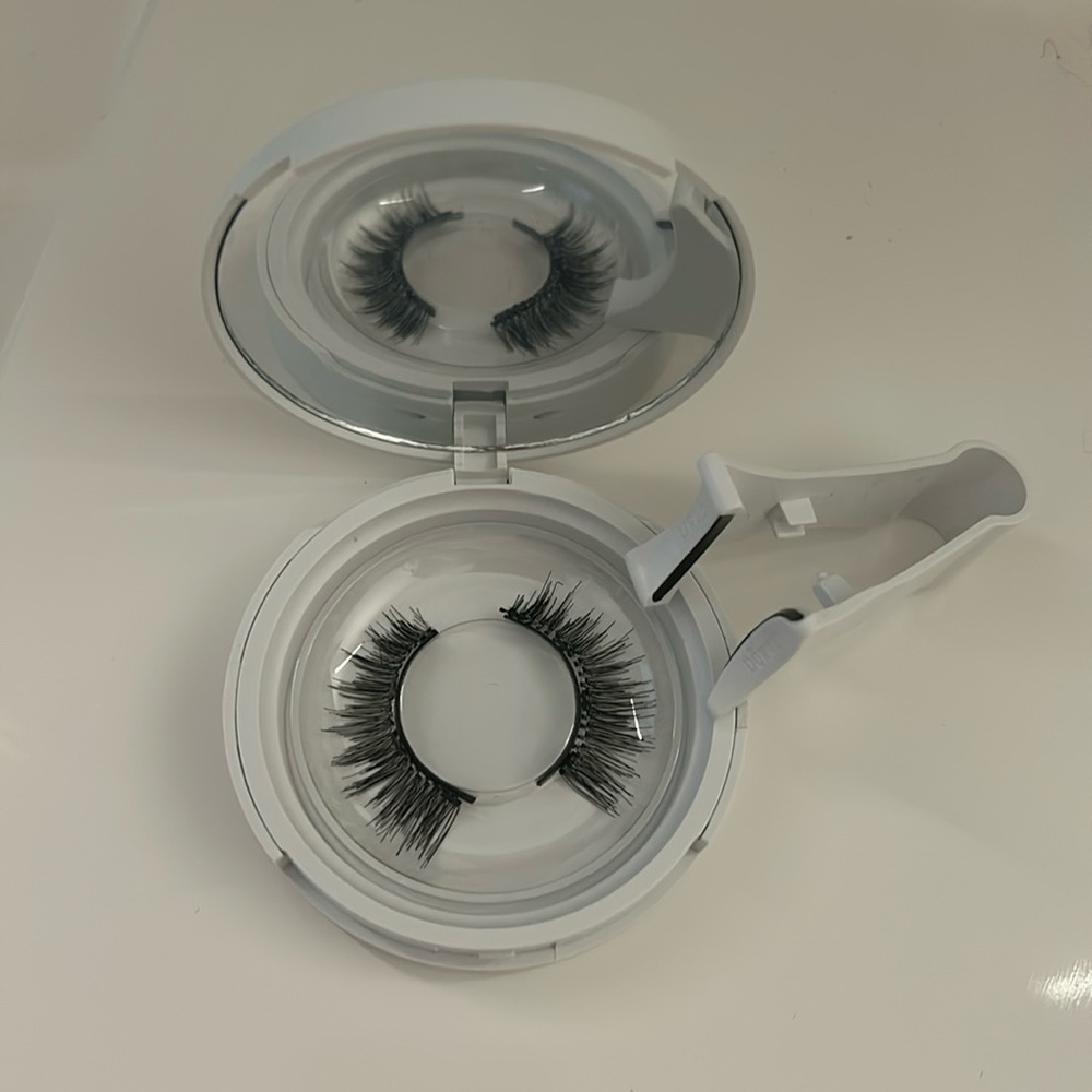 Magnetic lashes